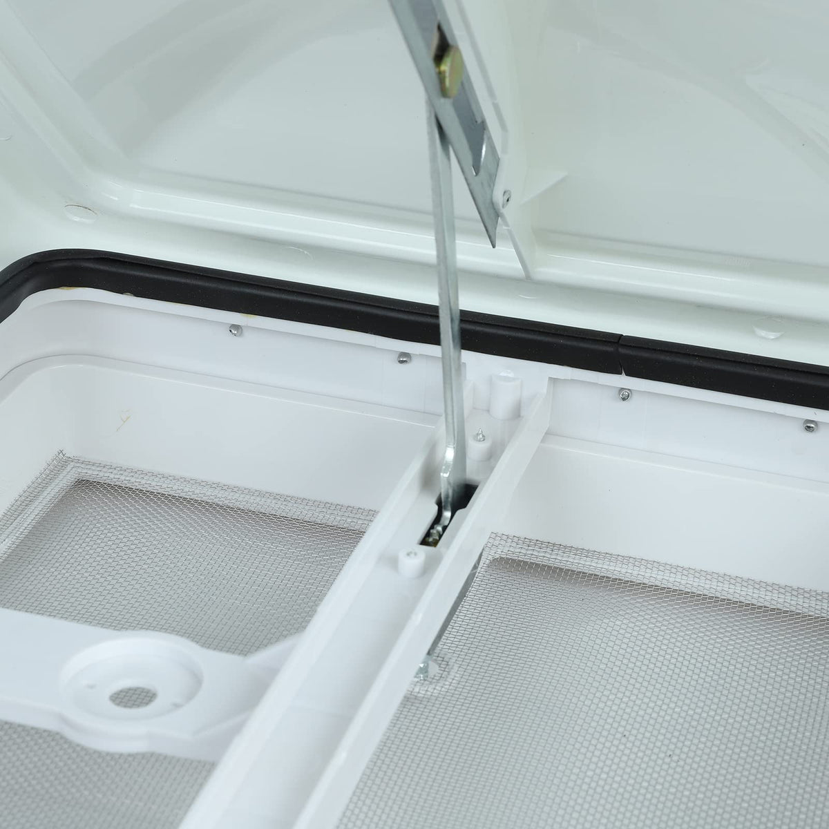 14" RV Roof Vent with White Lid V803