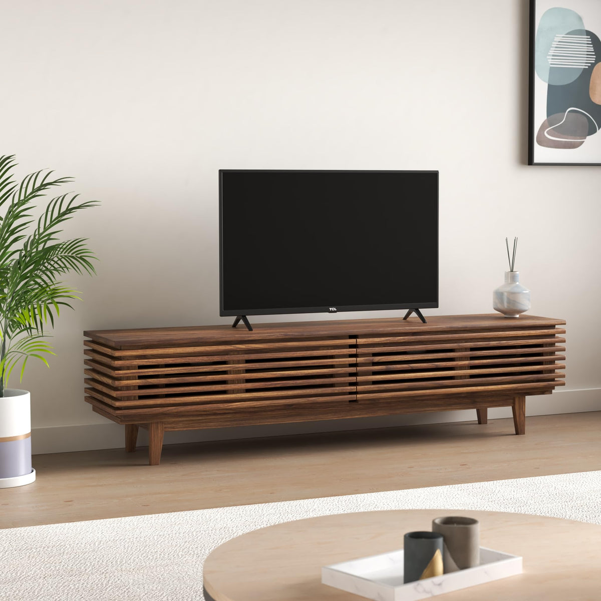 55 inch 4K UHD HDR Smart TV E61922