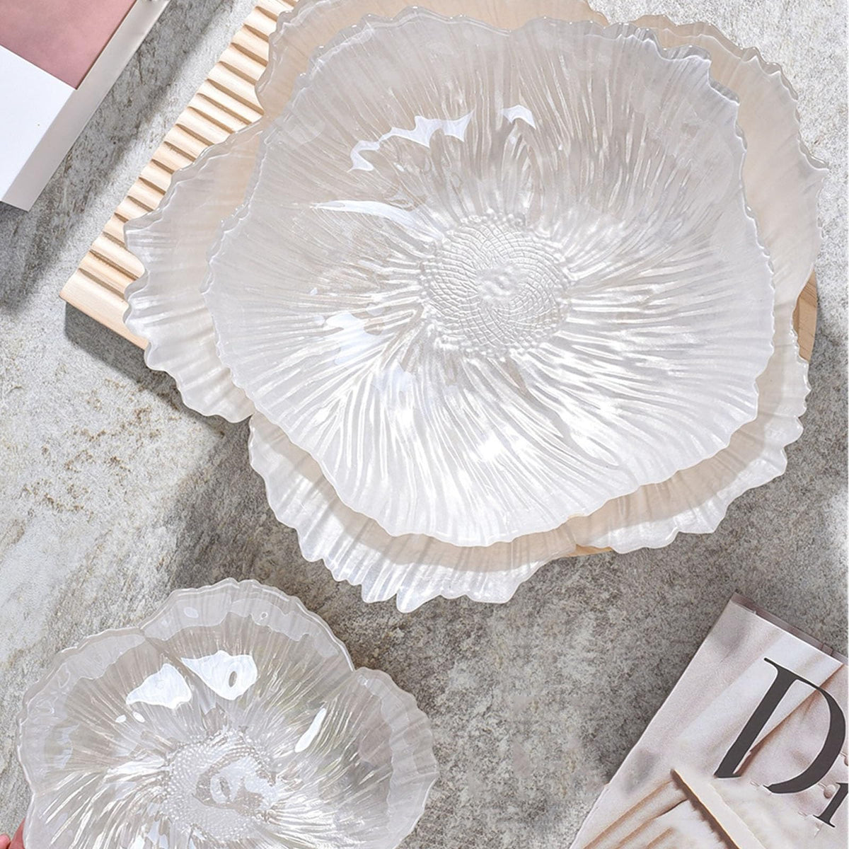 Fruit Bowl Flower Shape Fruit Plate 3 Sets Crystal Glass Pearlescent White W147