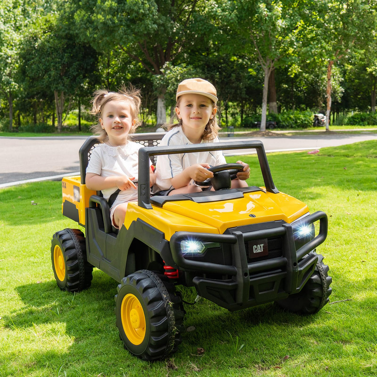 Yellow 24V Kids Ride on Dump Truck with Remote Control M826