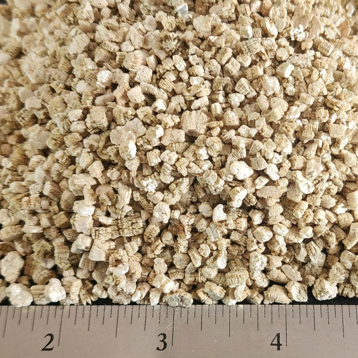 Horticultural Vermiculite 4 Cubic Feet C471954