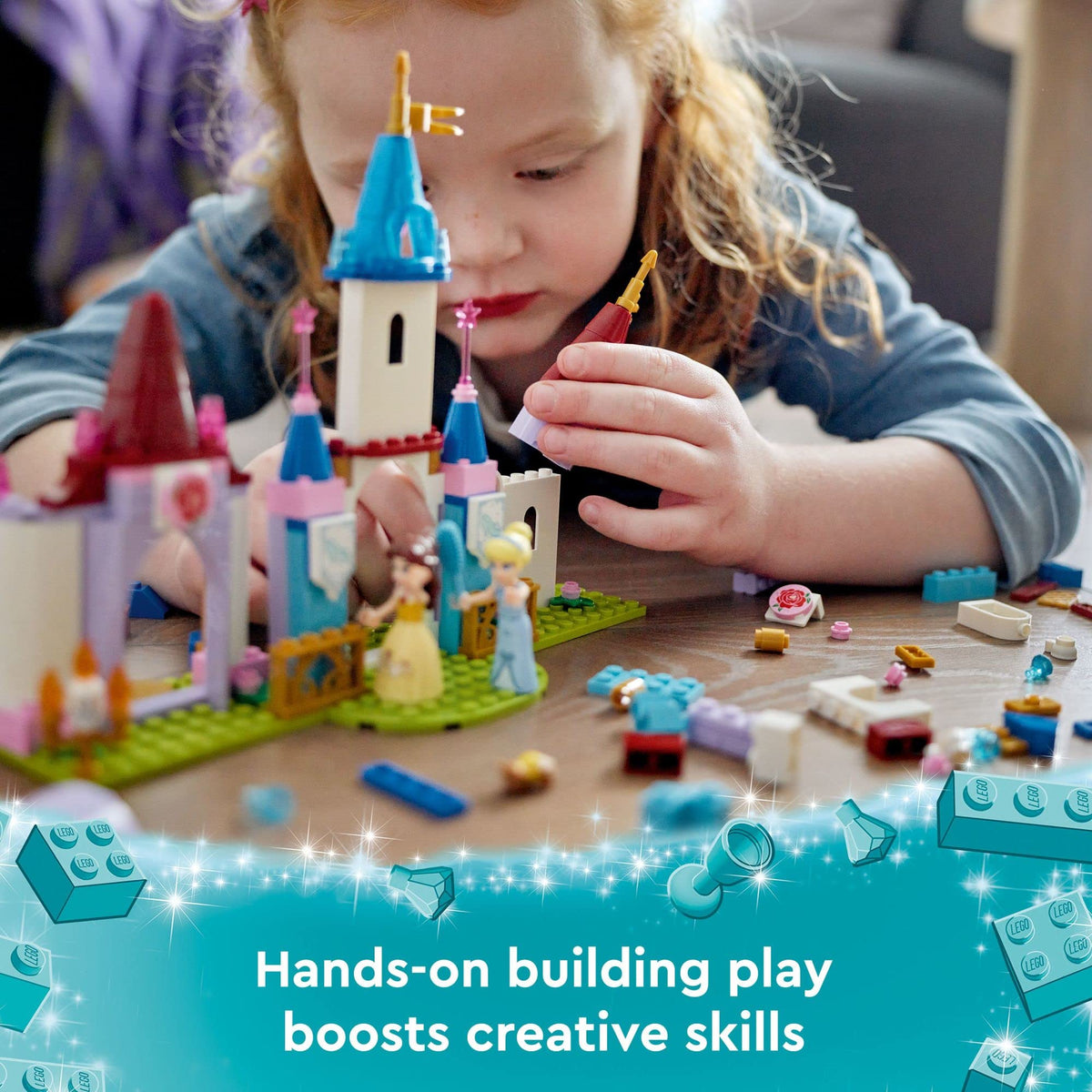 Castle Playset with Mini-Dolls U2813